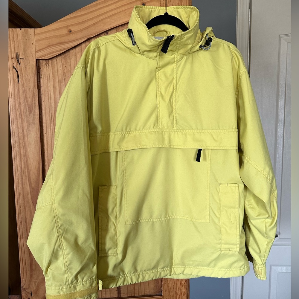 Gap hooded windbreaker pullover